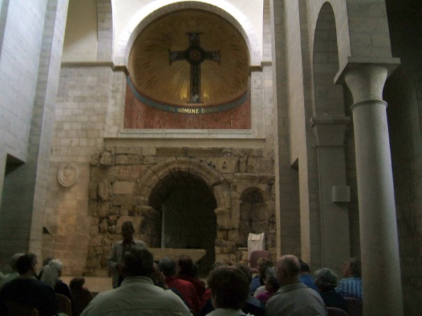INSIDE CHAPEL OF FLAGELLATION WHERE JESUS WAS TRIED BEFORE PILATE.